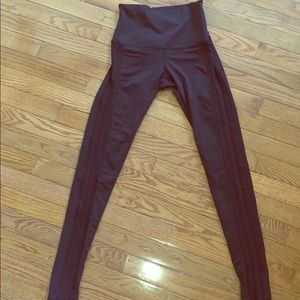 Lululemon Black Pants with three panel mesh sides